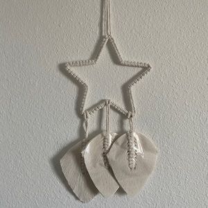 One Star Tassel Wall Decor